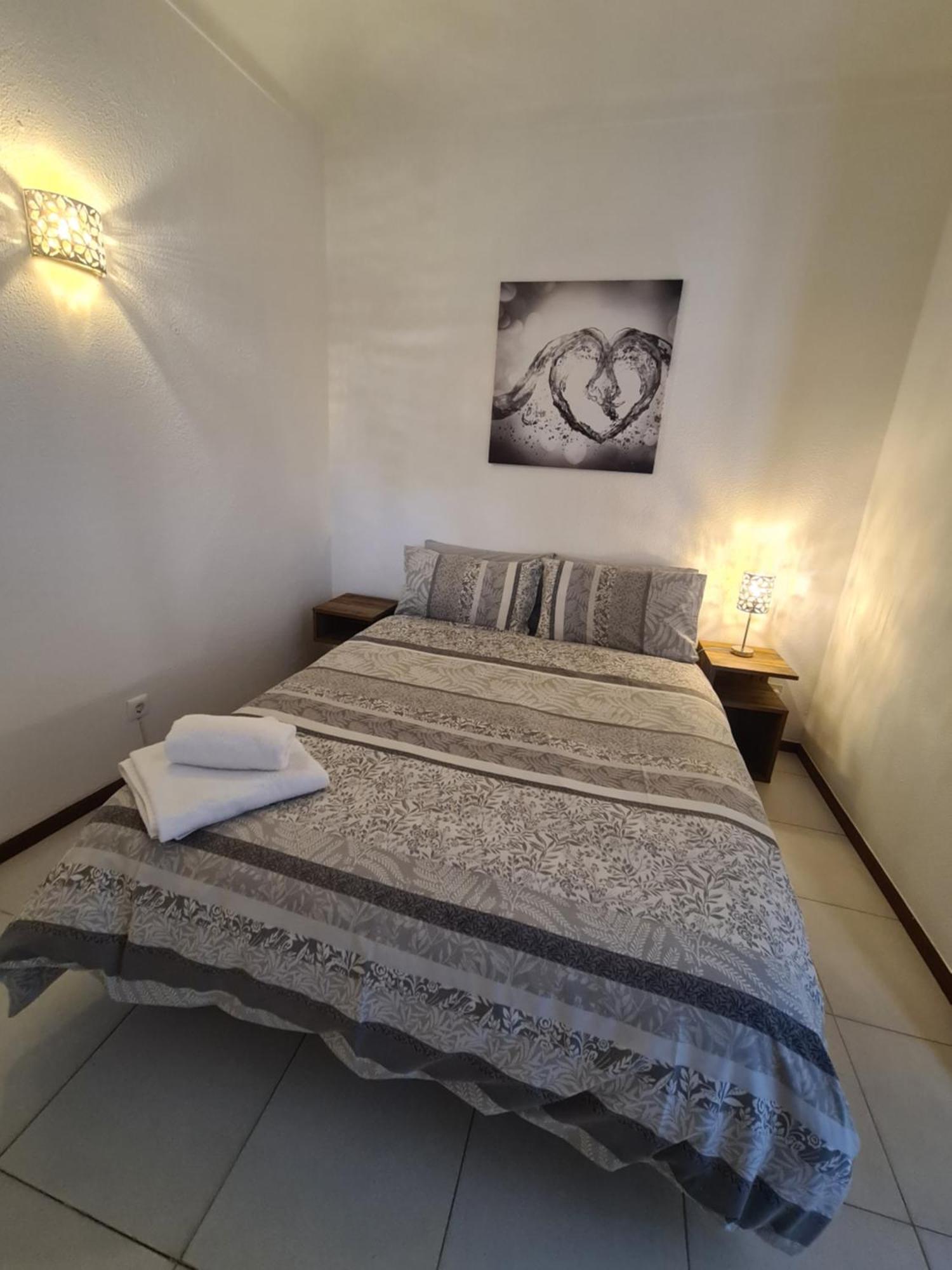 1 Bedroomed Apartment - Ocean View - Oura - Beach Албуфейра Екстериор снимка